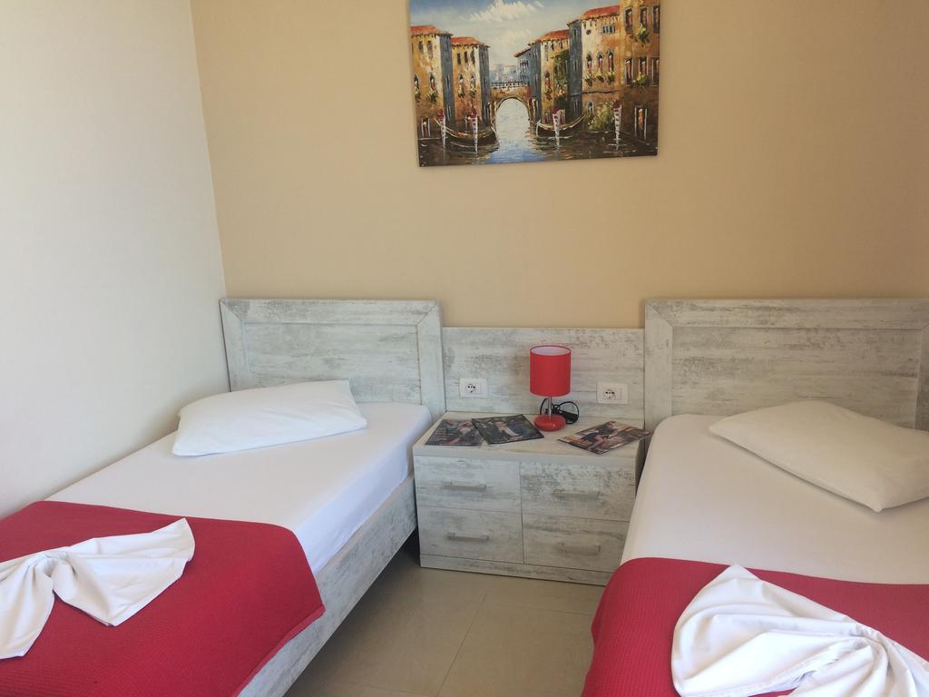 Berti Apartments Sarandë Exterior foto